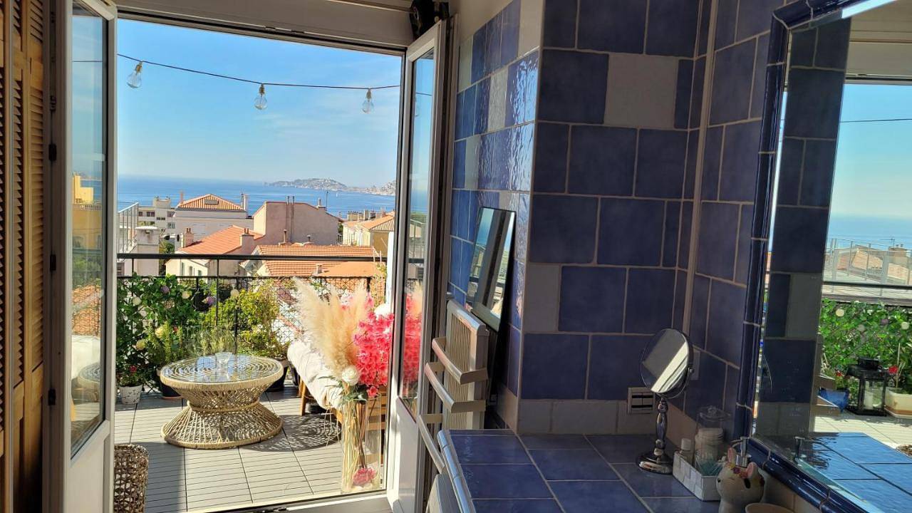 Appartement entier, Vues mer panoramiques & grande terrasse in Marseille, Région de Marseille