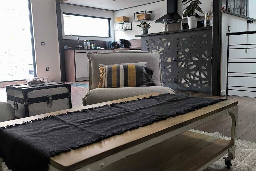 Antigua Granja renovada in Bouleternère, Costa mediterránea (Francia)