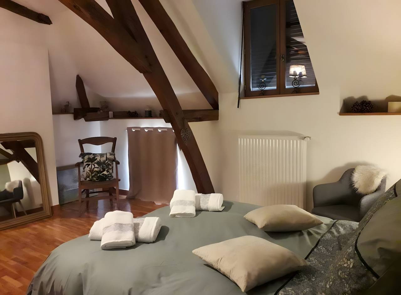 Chambre d’hôtes « Chambre Sauge » avec terrasse partagée, jardin commun et Wi-Fi in Eaux-Puiseaux, Aube