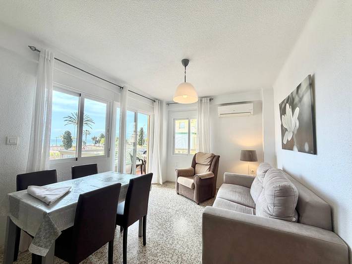 Gîte pour 5 personnes, avec terrasse et piscine à Torre del Mar - 2