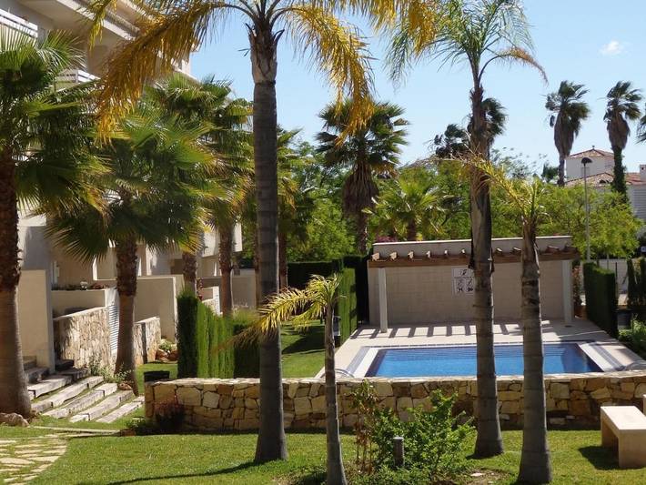 Apartamento de vacaciones para 4 personas, con piscina además de jardín y terraza - 1