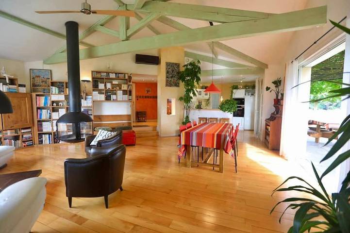 Villa pour 8 personnes, avec jardin, animaux acceptés dans l' Ariège - 2