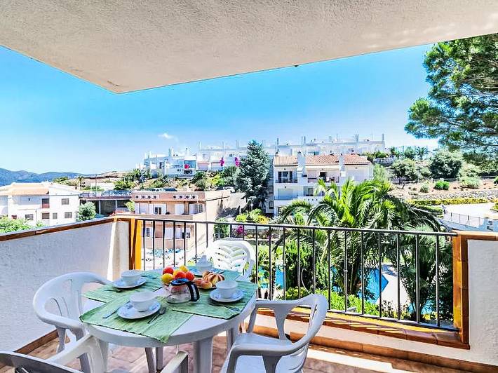 Holiday apartment for 4 people, with garden and pool - 1