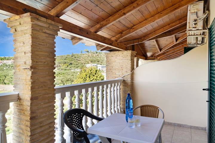 Hel studio-lejlighed, Studio 'Sandy Maria Studio 405' with Shared Pool, Wi-Fi in Gaitani, Zákynthos