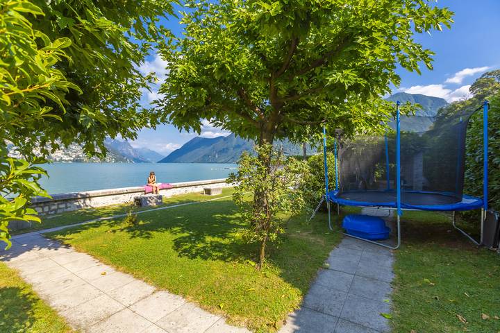 Ganze Wohnung, Coloratura Frontlake Lugano with Terrace in Paradiso, Luganersee
