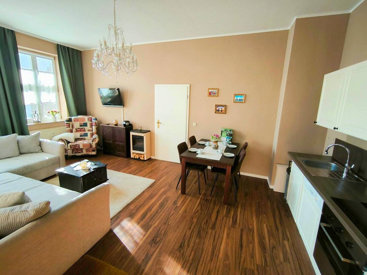 Apartamento inteiro, Apartamento Londres hasta 4 personas in Muhlhausen, Unstrut-Hainich