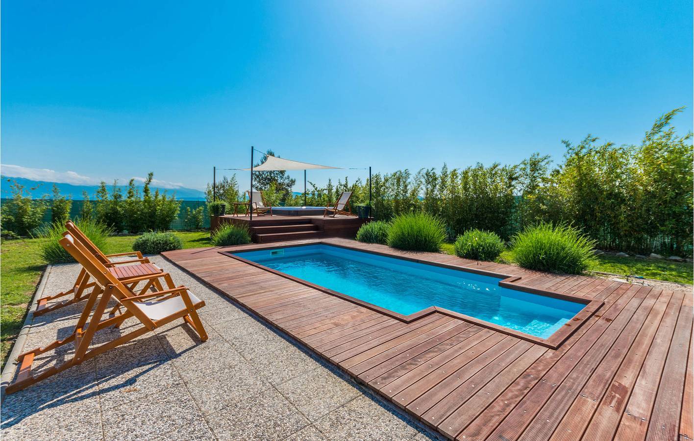 Geräumige 2-Zimmer-Wohnung mit Pool und Terrasse, kostenloses WLAN in Grad Benkovac, Zadar