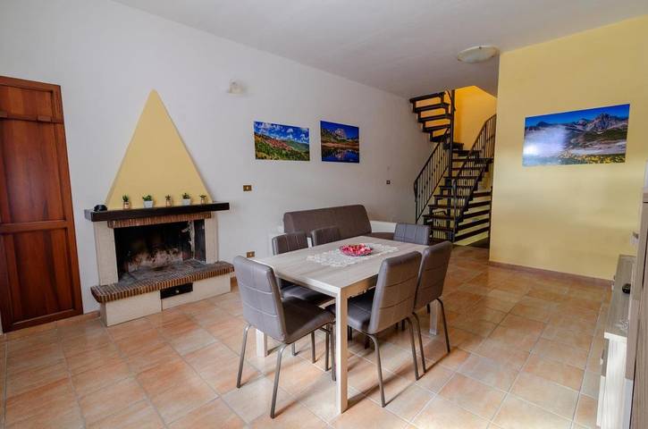 Location de vacances pour 6 personnes, avec balcon à Castel del Monte - 4
