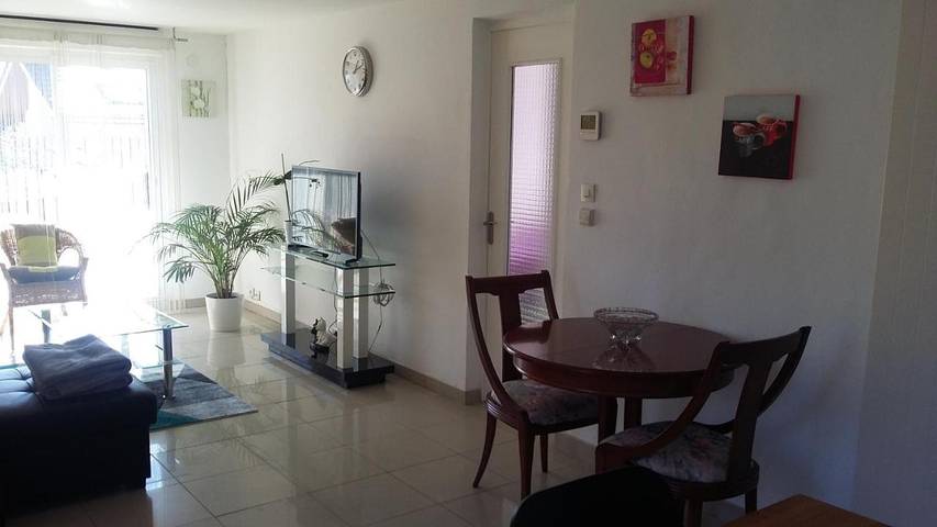 Gîte pour 2 personnes, avec vue et terrasse à Saint-Ismier - 4