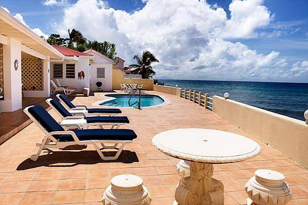 Chambre d’hôte pour 2 personnes, avec piscine ainsi que vue et terrasse dans Saint Martin - 3