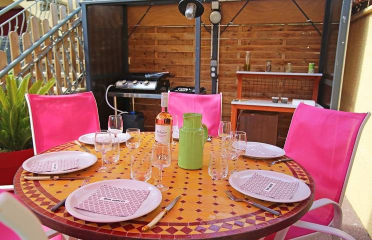 Gîte pour 6 personnes, avec terrasse ainsi que jardin et piscine, animaux acceptés à Marseillan - 4