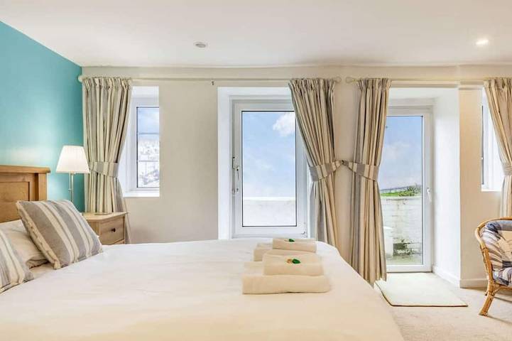 3 Bed in Brixham (oc-bx069) in Brixham, Torbay