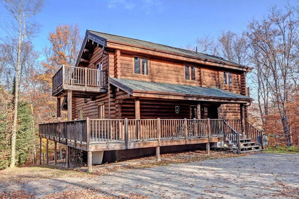 Lake Front Blockhaus 7 Schlafzimmer in Labelle, Québec
