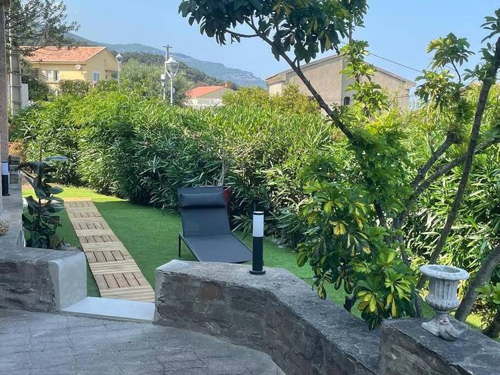 Appartement de vacances pour 3 personnes, avec jardin et terrasse