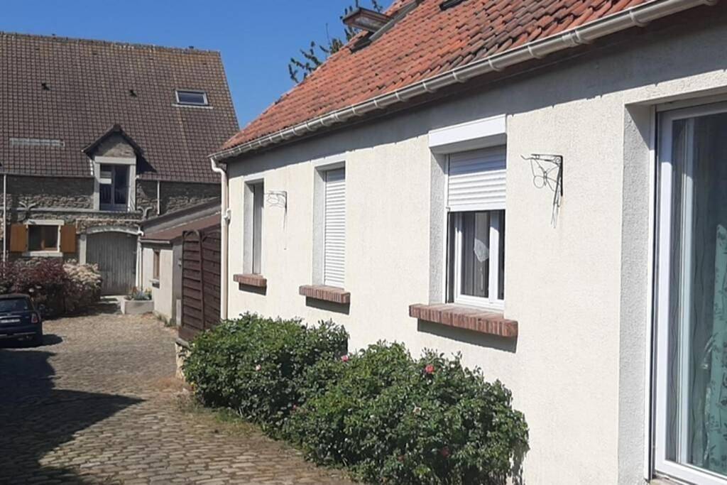 Three-Bedroom House in Boulogne-sur-Mer, Région de Boulogne-sur-Mer