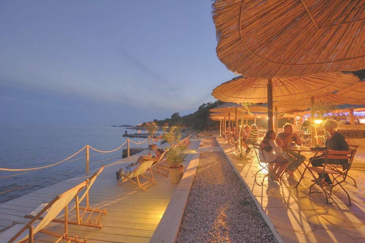 Bungalow Tent in Plaža-Beach Brulo, Grad Poreč