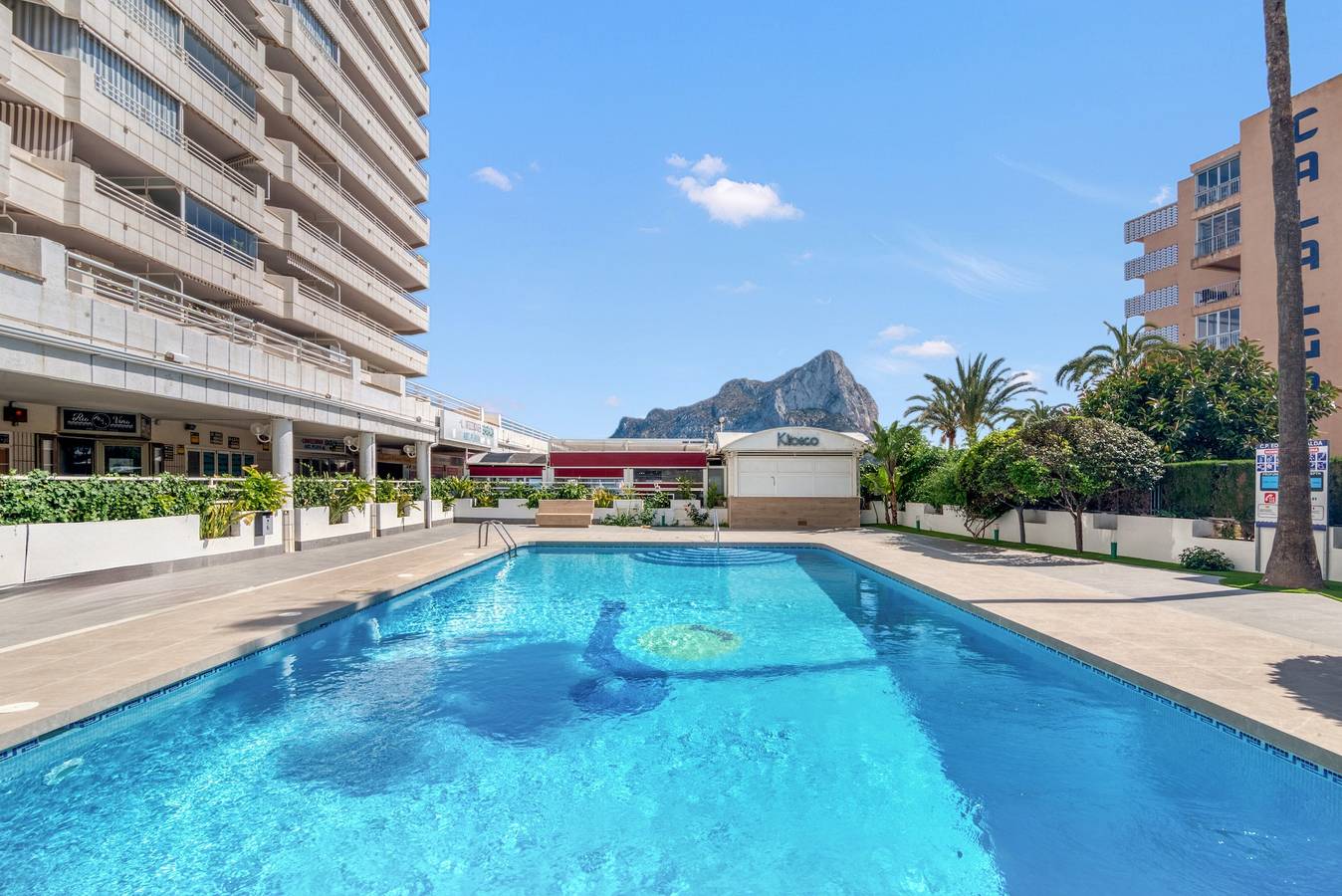Apartamento inteiro, Apartamento 'Playa De La Fossa C' com vista para o mar, Wi-Fi e ar condicionado in Playa la Fossa, Calpe