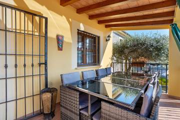 Villa pour 10 Personnes dans Sarzana, Province de La Spezia, Photo 1
