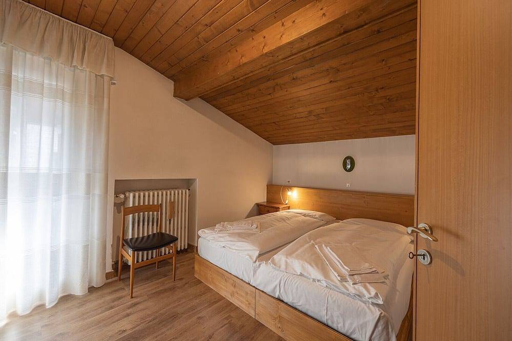 Ganze Wohnung, Casa Lino, auf dem Weg nach Cortina in Borca di Cadore, Dolomiti Superski