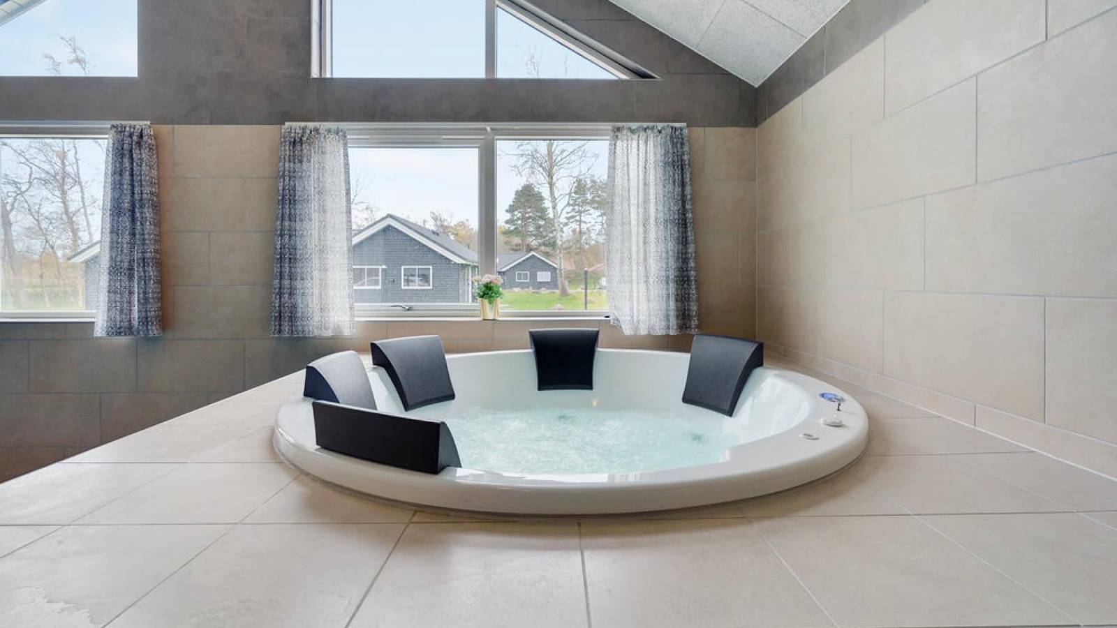Ferienhaus 509 am Strand und mit 6 Schlafzimmern. in Væggerløse, Schwedische Ostsee