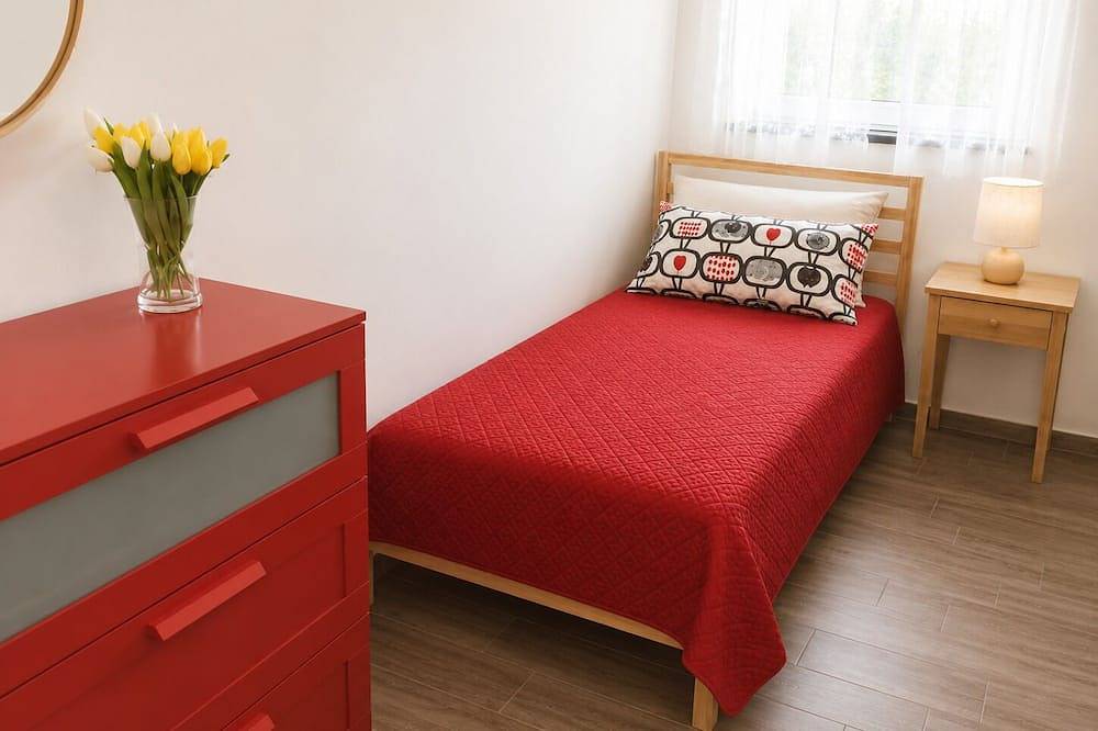 Appartamento intero, Marina Holiday Home: casa fronte mare a Pizzo, a 10 m dalla spiaggia in Pizzo, Provincia di Vibo Valentia