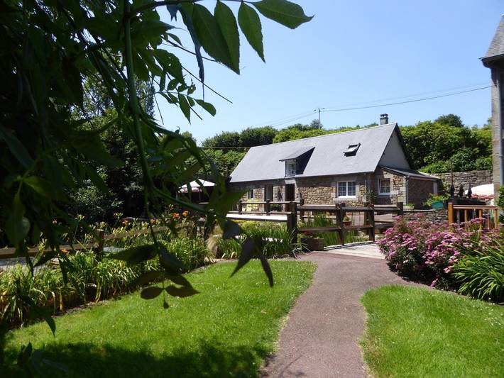 Gîte pour 4 personnes, avec jardin et terrasse, animaux acceptés