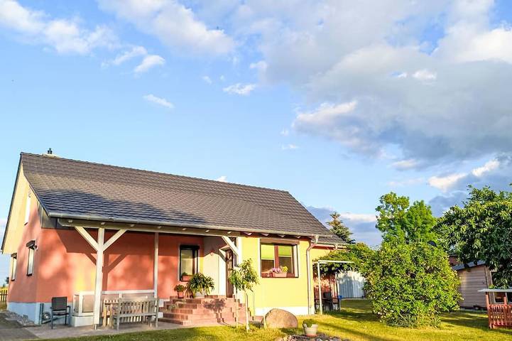 Ferienhaus für 6 Personen, mit Garten und Sauna, mit Haustier in Cölpin
