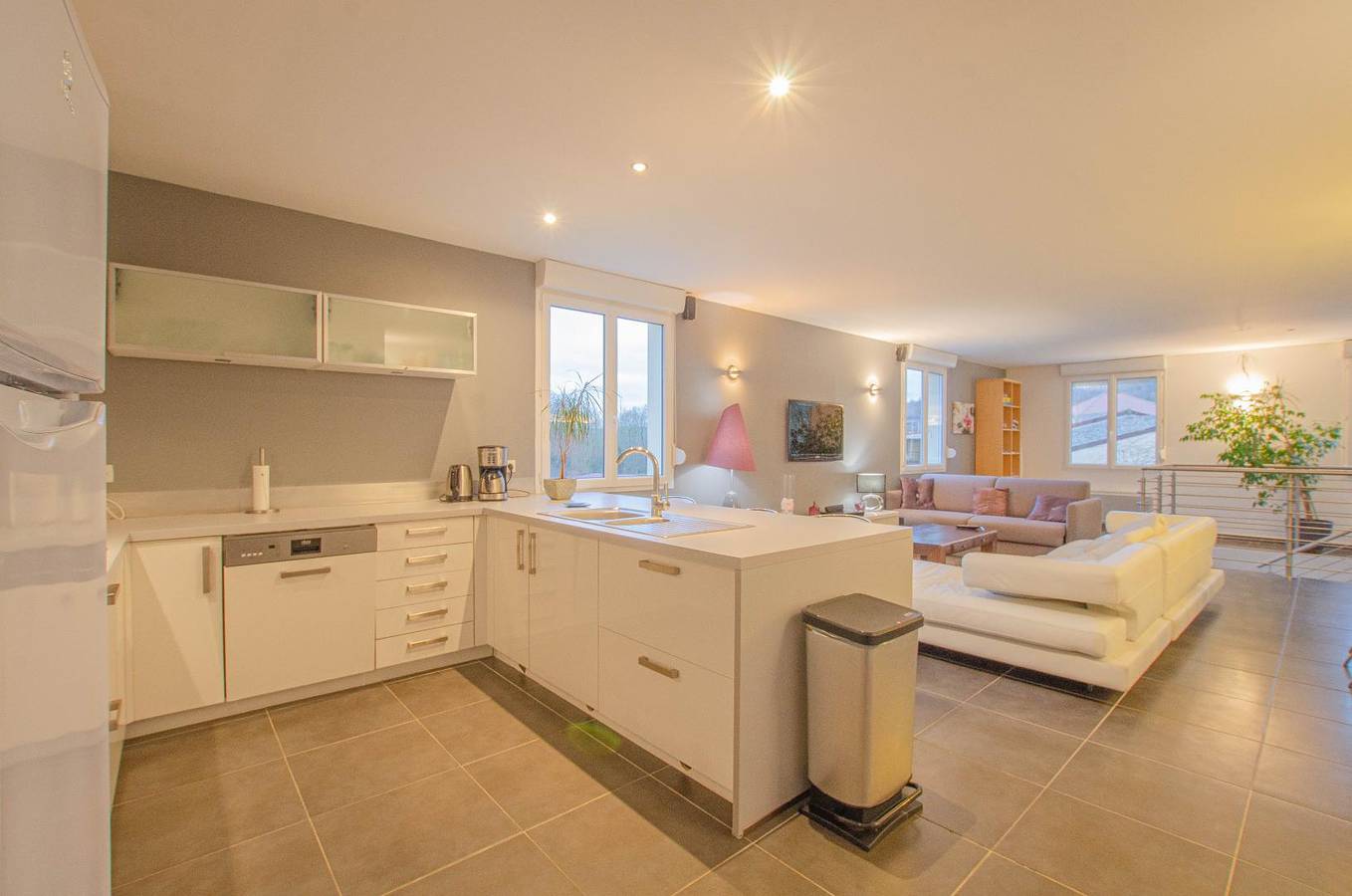 Gîte confortable avec parking, jardin et Internet in Ville-sur-Arce, Aube