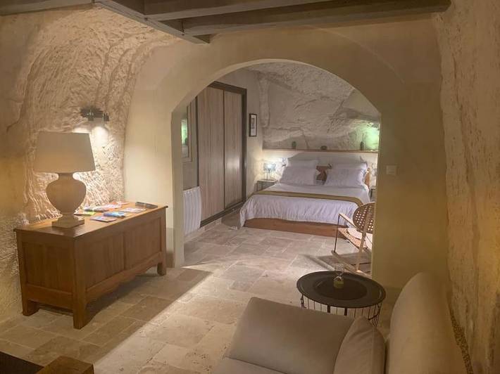 Location de vacances pour 2 personnes, avec jardin et vue à Cravant-les-Côteaux - 3