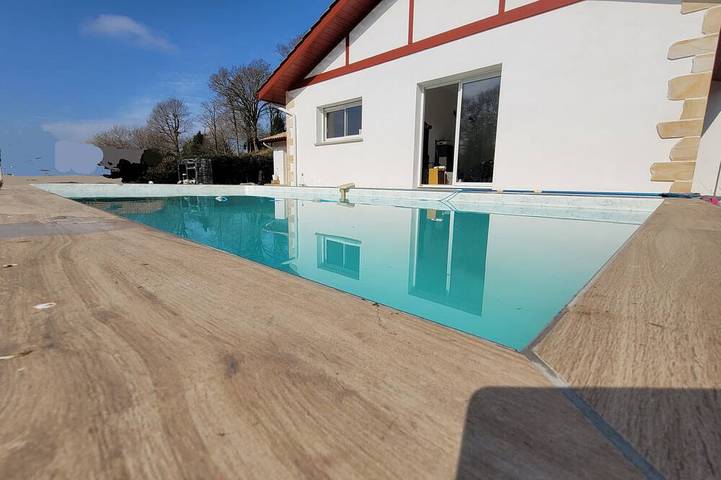 Maison de vacances pour 8 personnes, avec jardin et terrasse à Ahetze