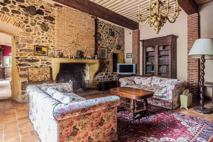 Gîte pour 33 personnes à Brullioles - 3