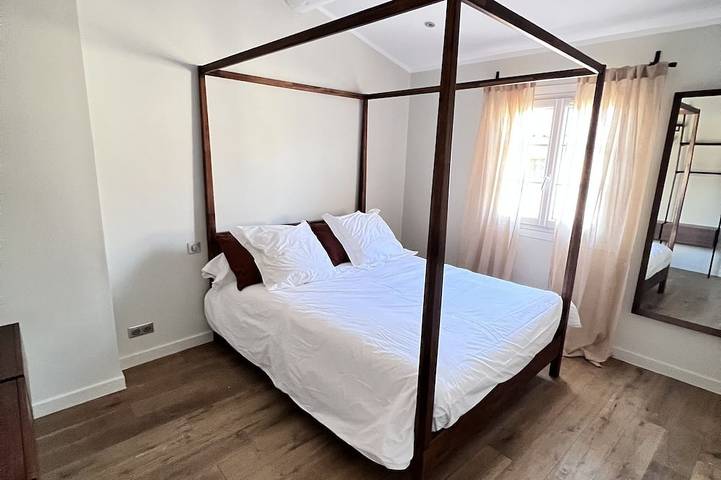 Entire apartment, La Terrasse in the heart of the old town. in Aix-en-Provence, Aix-en-Provence region