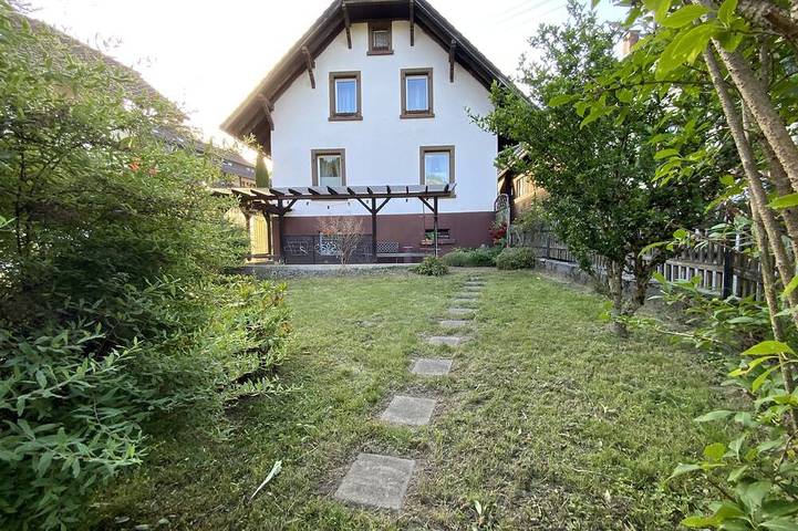Ferienhaus für 9 Personen, mit Garten in Kleines Wiesental