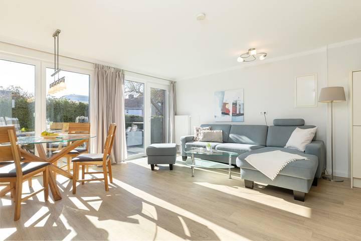 Bungalow für 4 Personen, mit Terrasse und Garten