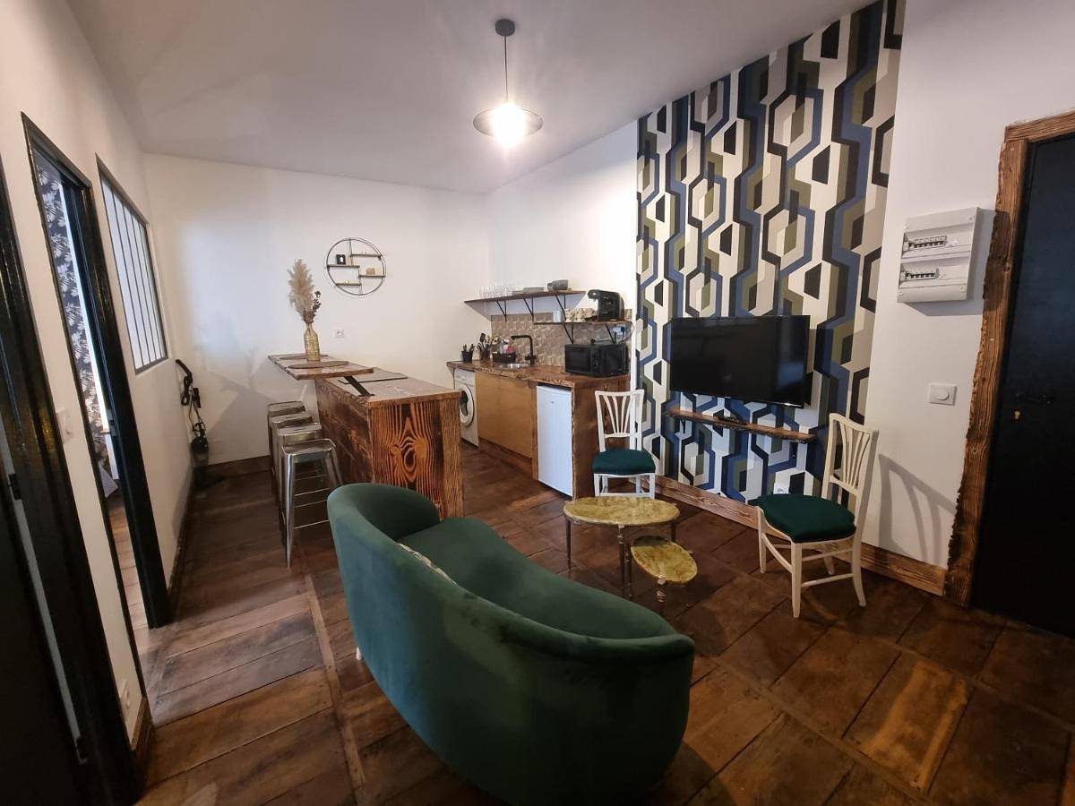 Appartement entier, Prestigieuse Résidence St Marie - Appt 2 Chambres - N 20 in Bellac, Région de Bellac