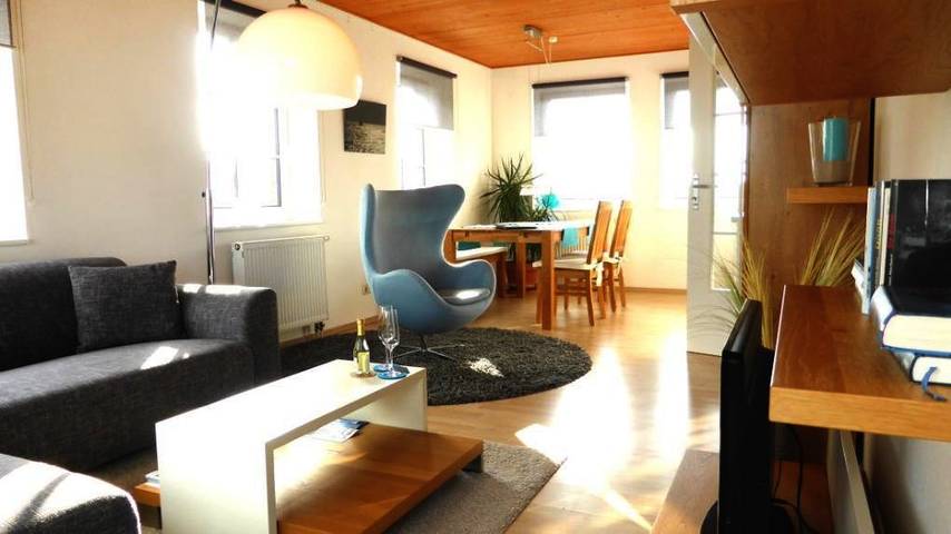 Ferienwohnung für 2 Personen, mit Terrasse und Garten sowie Ausblick in Nebel - 4
