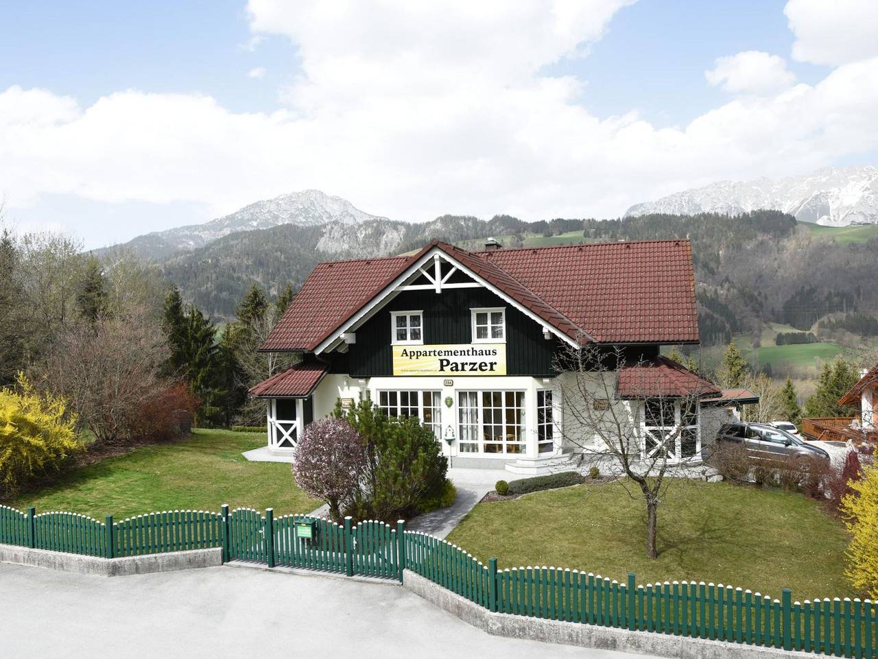 Ganze Ferienwohnung, Appartementhaus Parzer - Appartement Mario in Pruggern, Schladming-Dachstein