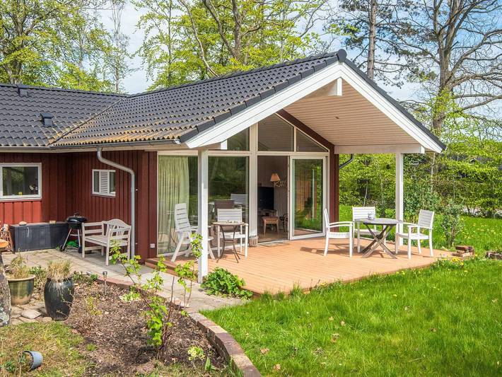 Ferienhaus für 7 Personen, mit Terrasse in Ahl Strand