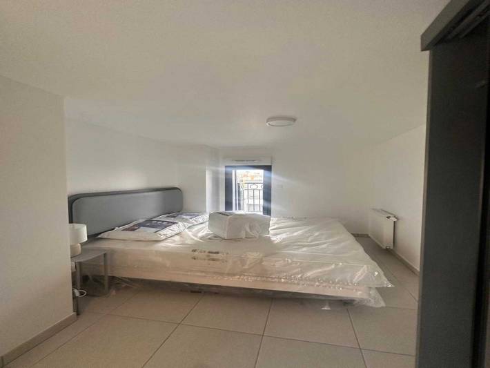 Appartement entier, Appt Elégant - 3Bdr/8P - Proche Paris & La Défense in Suresnes, Hauts-de-Seine
