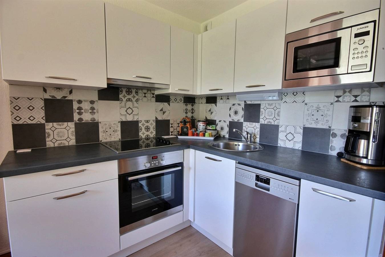 Entire apartment, Daille S16 - 5 Personnes - Avec Acces Piscine - Saint Jean D'Aulps Station - Proche Morzine in Saint-Jean-d'Aulps, Les Portes du Soleil
