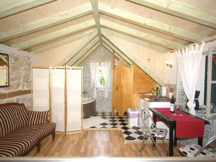 Ferienwohnung für 3 Personen, mit Terrasse und Garten, mit Haustier auf Vis - 3