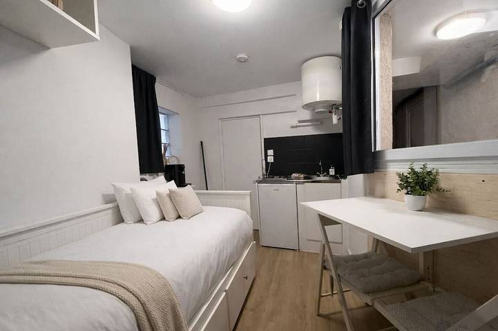 Ganze Wohnung, Comfortable and cozy studio – 2 people – La Doutre district, Angers in Angers, Angers und Umgebung