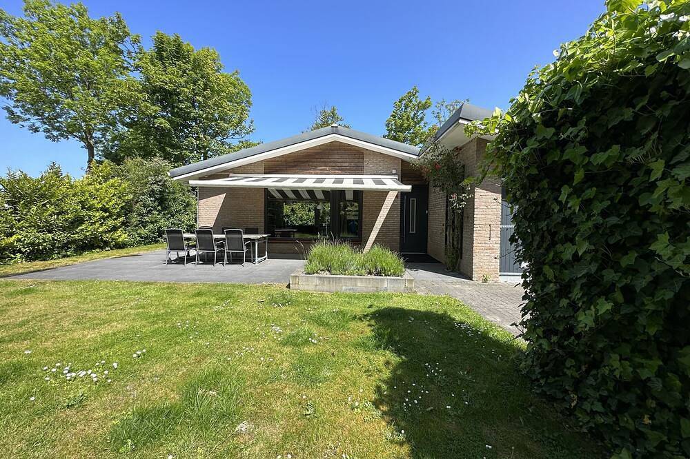 Achthoek 4 in Scharendijke, Grevelingenmeer