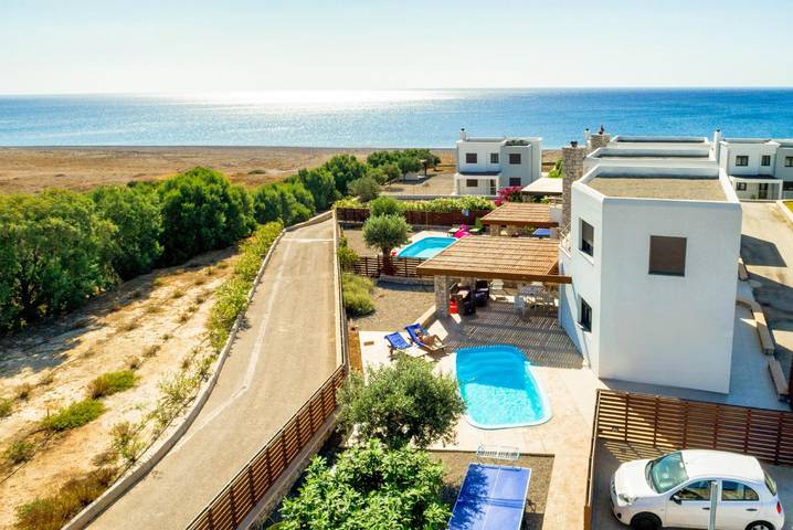 Ferienhaus für 4 Personen, mit Meerblick und Balkon sowie Terrasse und Garten
