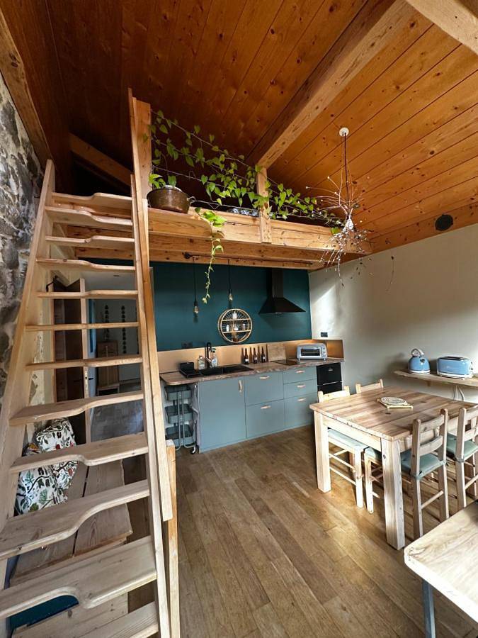 Appartement de vacances pour 4 personnes, avec jardin ainsi que vue et terrasse