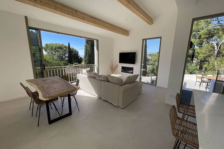 Maison de vacances pour 4 personnes, avec terrasse ainsi que jacuzzi et jardin à Cassis
