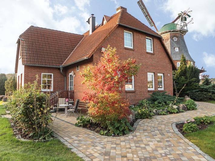 Ferienwohnung für 4 Personen, mit Terrasse und Garten in Neubukow