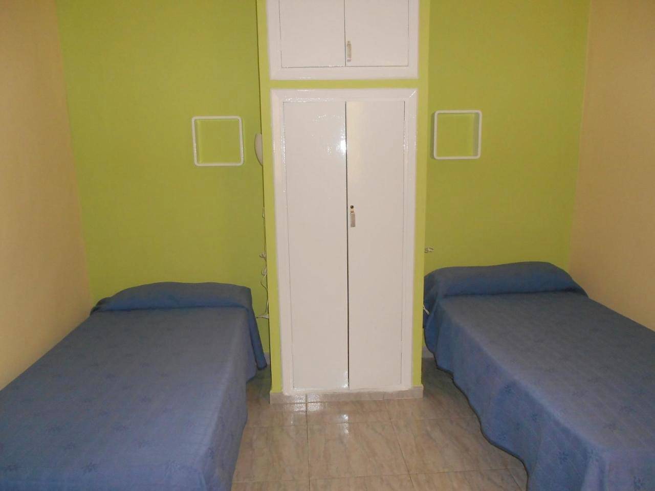 Pension Mova in Distrito Centro-Ifara, Santa Cruz de Tenerife