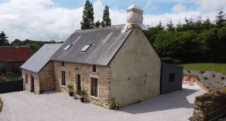 Gîte pour 6 personnes, avec jardin et terrasse à Quettehou