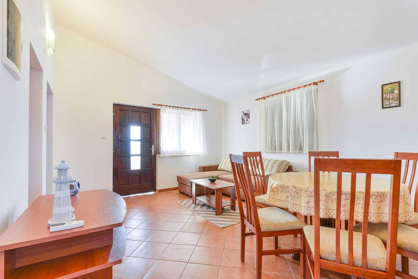 Ganze Wohnung, Fewo 80 m vom Strand | in ruhige Lage, ideal für Familie in Vir